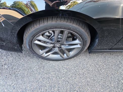 Used 2025 Acura TLX w/ A-SPEC Package AWD/4WD image 3