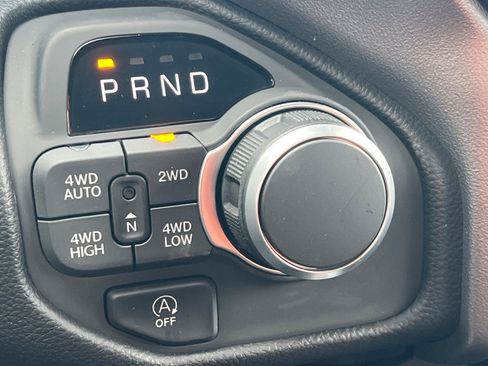 New 2026 RAM 1500 4x4 Crew Cab image 20