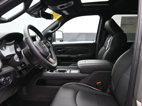 New 2026 RAM 2500 Limited image 25