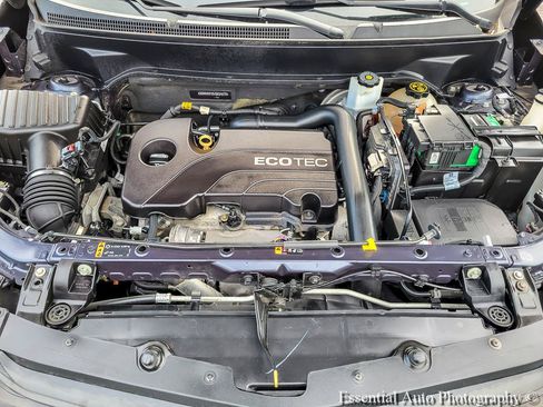 Used 2018 Chevrolet Equinox LS FWD image 32