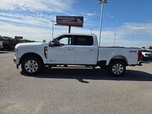 Used 2026 Ford F250 Lariat w/ Chrome Package AWD/4WD image 4