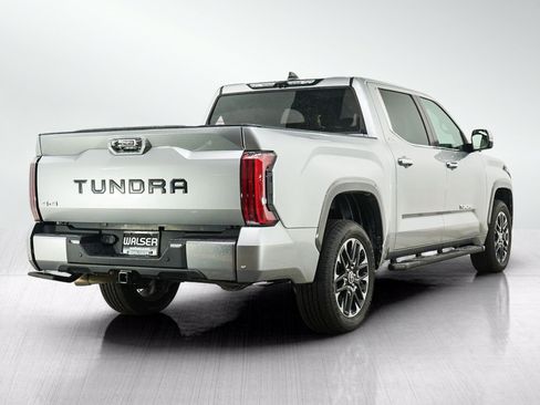 Used 2024 Toyota Tundra Limited AWD/4WD image 7
