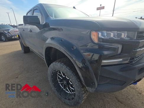 Used 2020 Chevrolet Silverado 1500 LT Trail Boss image 4