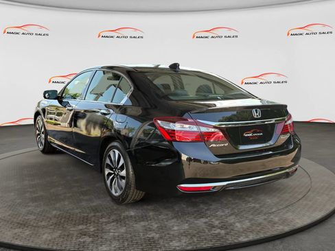 Used 2017 Honda Accord Hybrid Sedan image 8