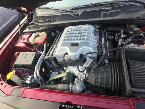 Used 2019 Dodge Challenger SRT Hellcat Redeye image 2