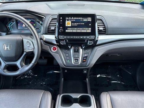 Certified 2023 Honda Odyssey EX-L image 17
