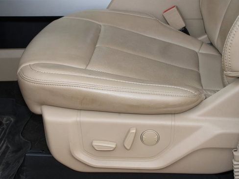 Used 2019 Ford F150 Lariat image 15