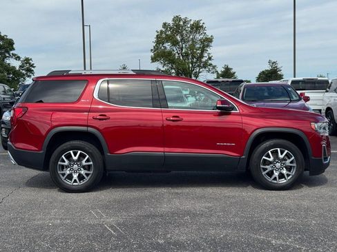 Used 2023 GMC Acadia SLT AWD/4WD image 1