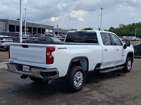 Used 2025 Chevrolet Silverado 2500 LT w/ Convenience Package AWD/4WD image 6