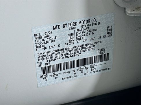 Used 2024 Ford Explorer Limited w/ Equipment Group 301A AWD/4WD image 12