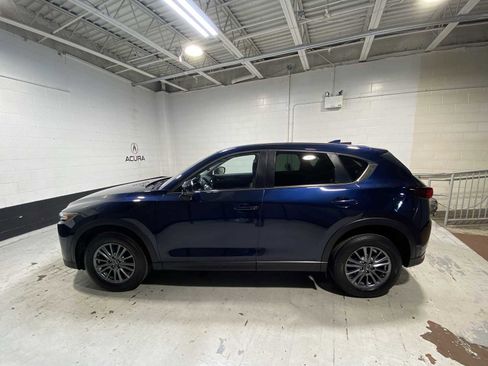 Used 2017 MAZDA CX-5 Touring w/ Preferred Equipment Package AWD/4WD image 3