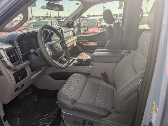 New 2027 Ford F350 Platinum w/ Platinum Plus Package AWD/4WD image 15