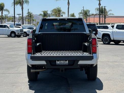 Used 2026 Toyota Tacoma SR5 AWD/4WD image 6