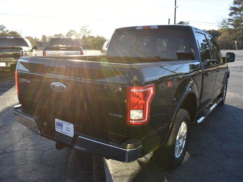 Used 2017 Ford F150 Lariat image 6