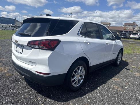 Used 2022 Chevrolet Equinox LT AWD/4WD image 9