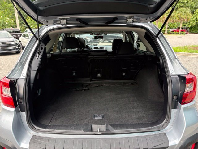 Used 2019 Subaru Outback 2.5i Limited AWD/4WD image 36
