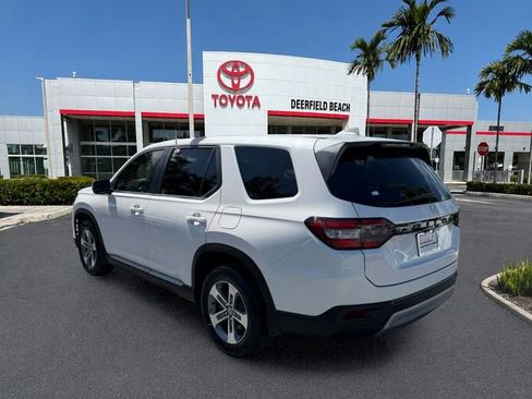 Used 2024 Honda Pilot EX-L image 5