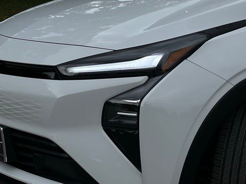 New 2027 Chevrolet Bolt LT FWD image 28