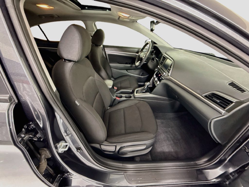 Used 2020 Hyundai Elantra Value Edition w/ Cargo Package (C1) FWD image 20