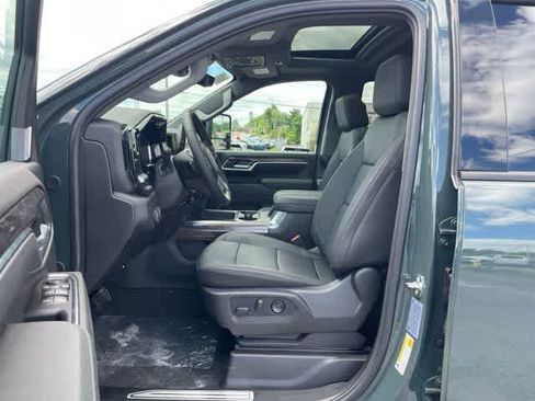 New 2026 Chevrolet Silverado 2500 LTZ w/ LTZ Plus Package AWD/4WD image 9