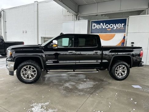Used 2018 GMC Sierra 1500 SLT w/ SLT Premium Package image 14