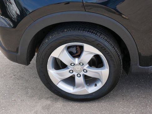 Used 2016 Honda HR-V LX image 9