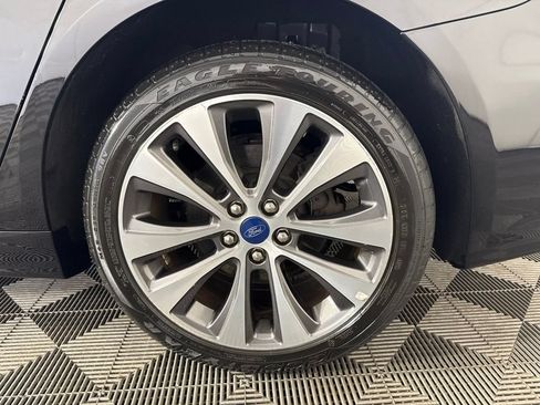 Used 2020 Ford Fusion SE AWD/4WD image 12