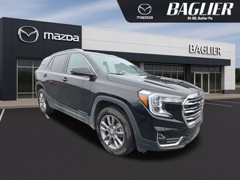 Used 2022 GMC Terrain SLT image 1