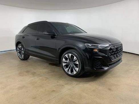Used 2025 Audi Q8 Premium Plus AWD/4WD image 5