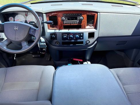 Used 2006 Dodge Ram 2500 Truck SLT AWD/4WD image 6