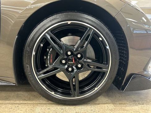 Used 2021 Chevrolet Corvette Stingray Preferred Cpe w/ Z51 Performance Package image 11