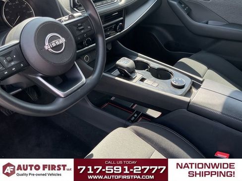 Used 2023 Nissan Rogue S AWD/4WD image 10