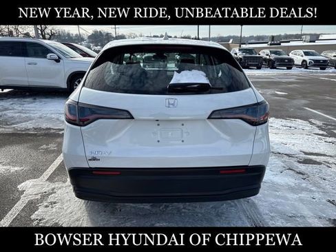 Used 2024 Honda HR-V LX image 4