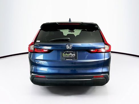 Used 2025 Honda CR-V LX image 7