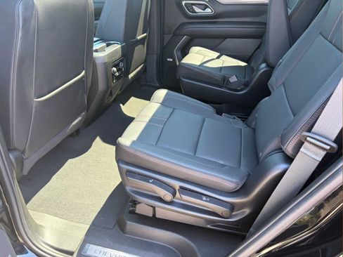 Used 2024 Chevrolet Tahoe RST w/ Luxury Package AWD/4WD image 23