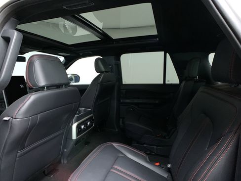 Used 2024 Ford Expedition Max Limited image 41