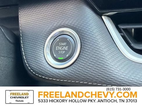Used 2025 Chevrolet Equinox LT w/ Convenience Package II AWD/4WD image 32