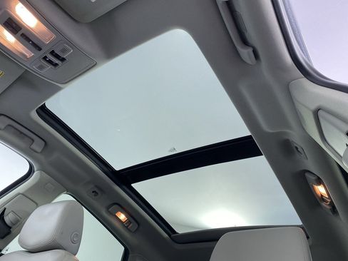 Used 2015 Cadillac SRX Premium image 11