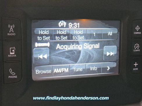 Used 2015 Dodge Challenger SXT RWD image 27