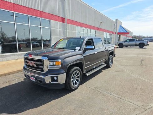 Used 2014 GMC Sierra 1500 SLT w/ SLT Crew Cab Value Package image 4