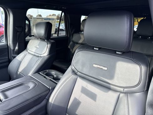 New 2025 Ford Expedition Platinum w/ Stealth Performance Package image 26