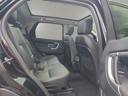 Used 2019 Land Rover Discovery Sport HSE AWD/4WD image 47
