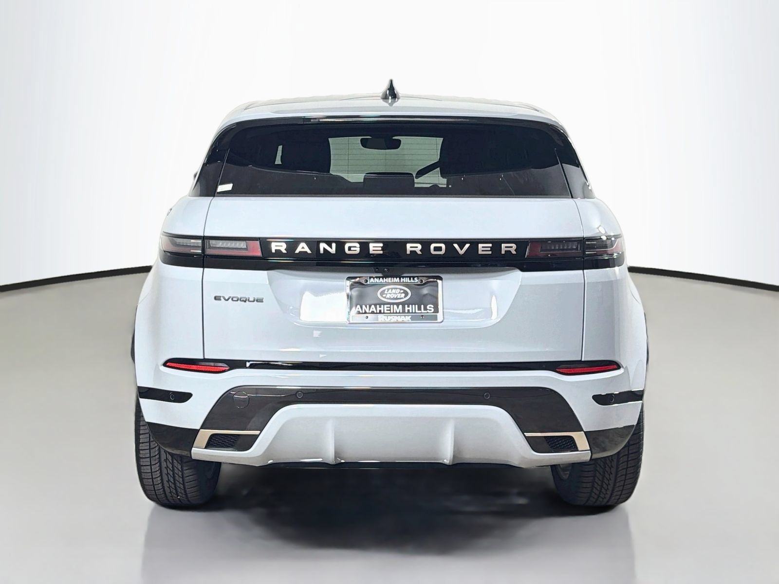 New 2026 Land Rover Range Rover Evoque Hoxton AWD/4WD image 4