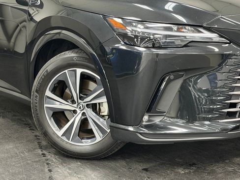 Used 2025 Lexus RX 350 FWD w/ Technology Package image 4