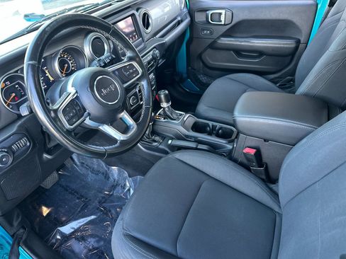 Used 2020 Jeep Wrangler Unlimited Sahara AWD/4WD image 9
