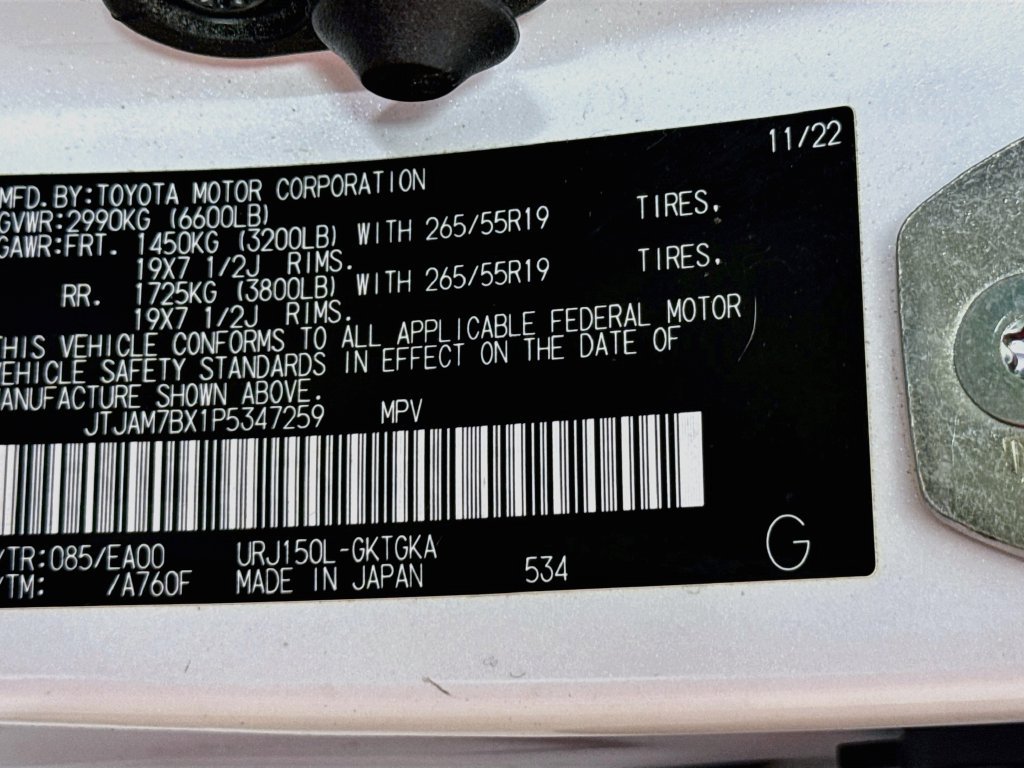 Used 2023 Lexus GX 460 Premium w/ Accessory Package AWD/4WD image 42