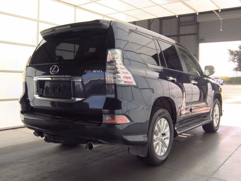 Used 2018 Lexus GX 460 Premium w/ Premium Package AWD/4WD image 5