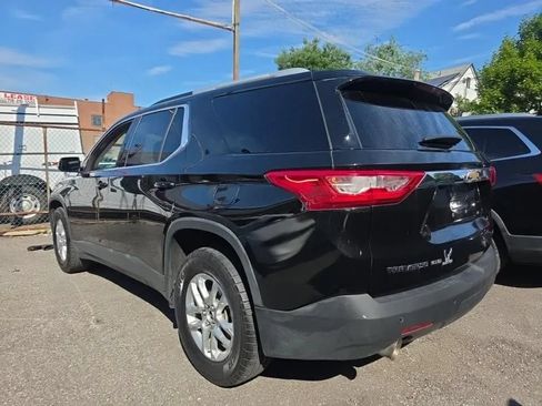 Used 2018 Chevrolet Traverse LT AWD/4WD image 6