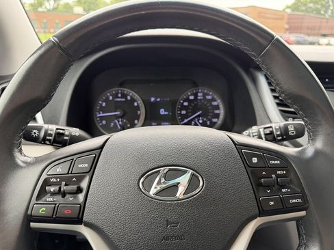 Used 2017 Hyundai Tucson Value AWD/4WD image 22