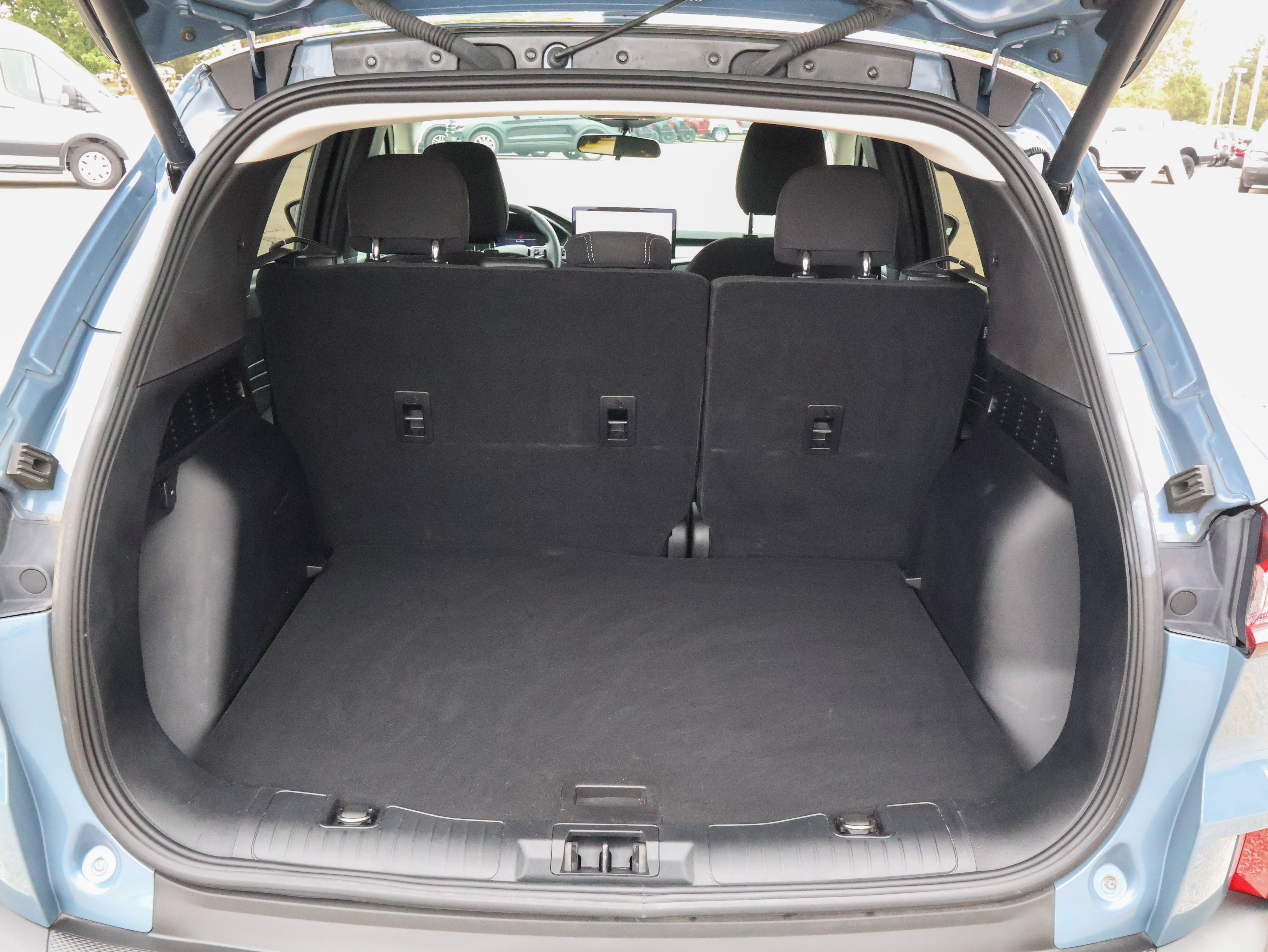 Used 2023 Ford Escape Active w/ Tech Pack #1 AWD/4WD image 9